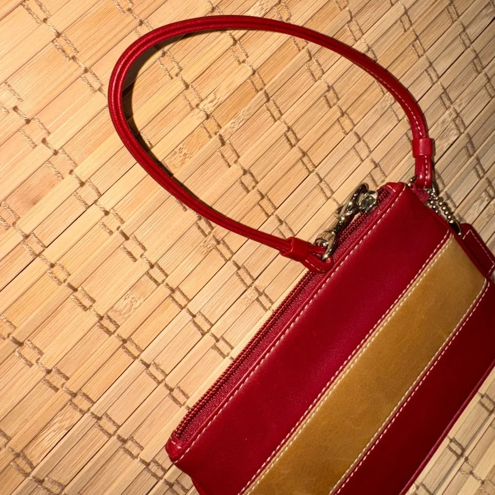 RARE Coach Vintage Y2K Leather Rugby Strip Skinny Burgandy Tan Wristlet Clutch